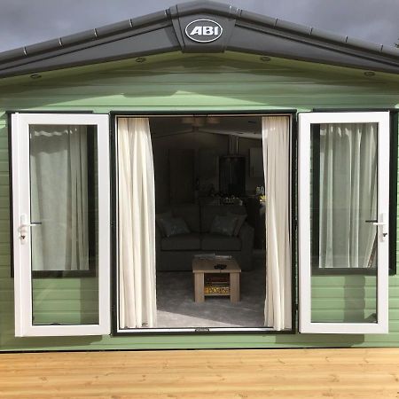 Luxury 2 Bedroom Caravan In Stunning Location Питлохри Экстерьер фото